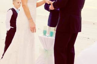 Simple Weddings - 59