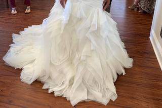 Mimi's Bridal and Formalwear - 6