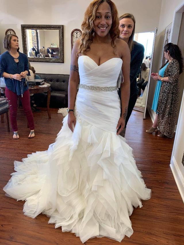Mimi's Bridal and Formalwear - 3