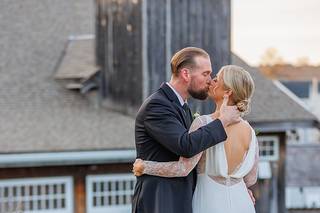 The Red Lion Inn and Barn - 31