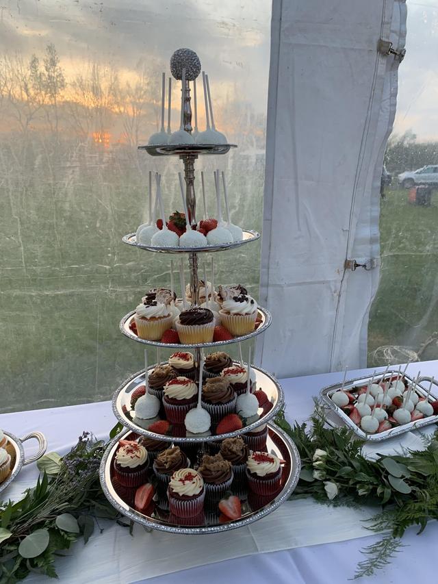Santoni's Marketplace and Catering - 1