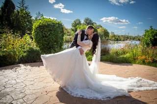 Essence Photo & Video - 16