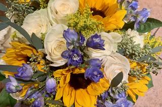 Blooming Brides Florist - 69