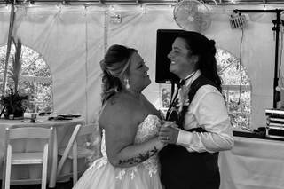 Caryn's Bridals, Formals & Tuxedos - 9