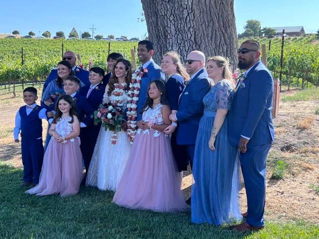 Ella's Vineyard - 3