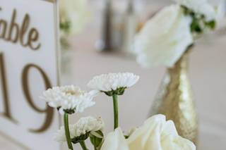 Oops-A-Daisy Floral & Event Design - 5