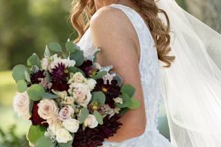 J Designs, A Wedding Flower Boutique - 16