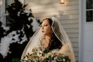 Bella's Bridal Boutique - 9