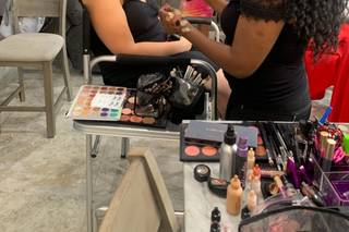Robbin Junnola Makeup & Hair - 37