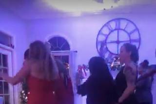Professional DJ Services - 18