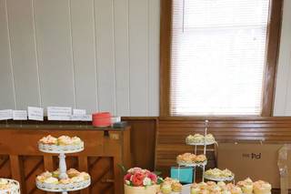 Mad Batters Bakery - 8
