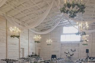 The White Dove Barn - 37