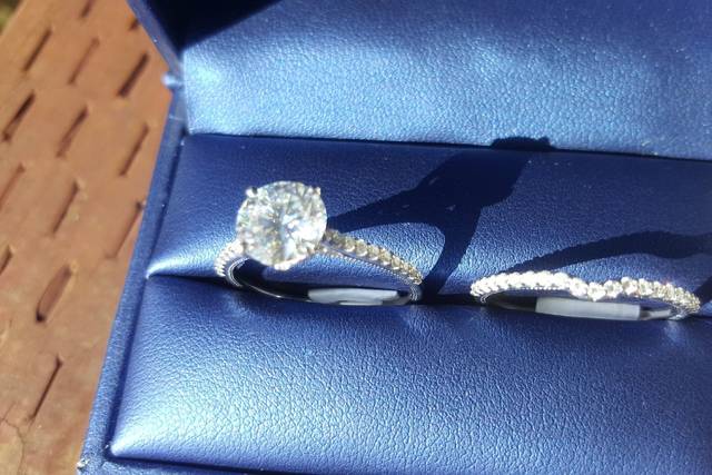 Moissanite Co. - Jewelry - Las Vegas, NV - WeddingWire