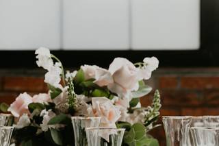 Elan Flowers - 12