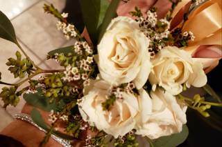 The Rustic Rose Flowers & Collectibles - 16