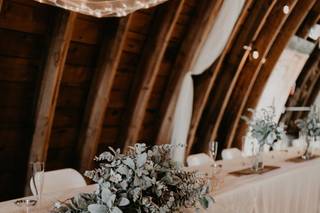 Lake Elsie Wedding Barn - 19