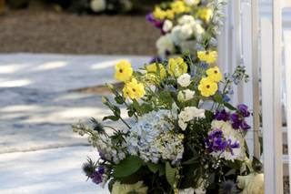 Sweet T Events & Flowers - 19