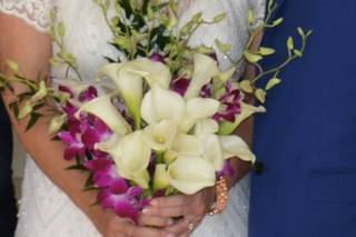 Sage Home and Floral - 11