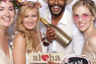 Spotlight Photobooth Company - 12