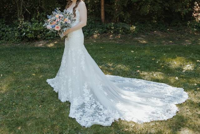 Bridal Traditions Wedding & Prom Attire 4