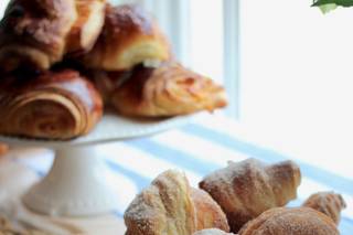 Honeysuckle Cakes & Pastries, LLC - 9