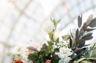 Bella Sorella Floral Design - 10