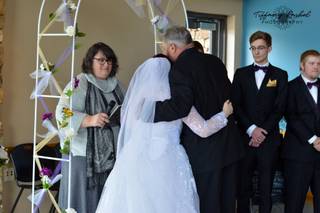 Lindsey Dumas-Bell, Officiant - 21
