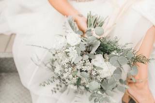 Blushing Blooms Floral Design - 5