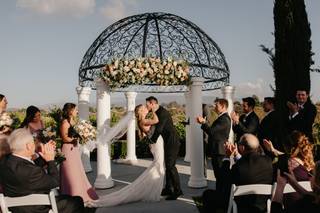 Truffle Pig Winery by Wedgewood Weddings - 46