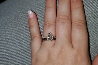 Robbins Brothers Fine Jewelers - 6