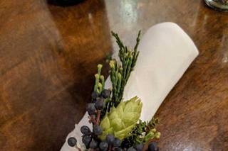 Table & Tulip - 36