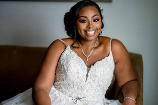 Crystal-Eyez Makeup & Beauty Lounge - 21