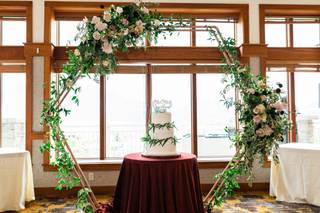 Oak and Fig Floral - 61