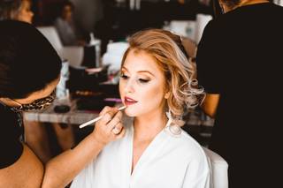 Bombshell Makeovers - 83