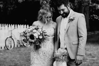 Julia Brown Photo - 22