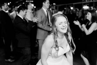 Encore Entertainment Disc Jockey Services - 8