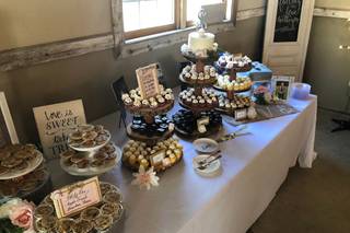 BuzzyBakes Catering - 18