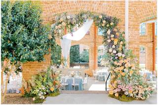 Larkin's Catering and Events - 10