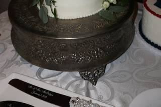 Daisy's Front Porch Flowers, Events & Creative Studio - 25