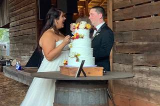 Holly's Cakes LLC - 30
