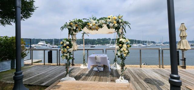 Hengstenberg's Florist - 1