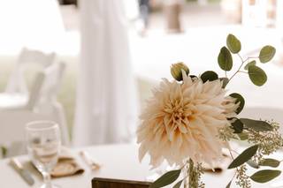 Dreyer House Florals - 65