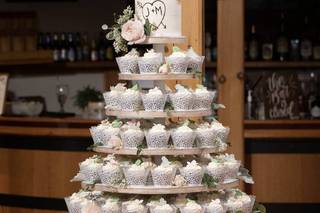 Chickadee Hill Cakes - 37