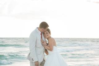 TOPS'L Beach and Racquet Resort - 11