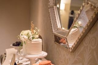 Simple Sweet Cakery - 12