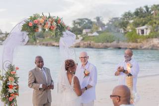Bahamas Weddings By The Sea - 29
