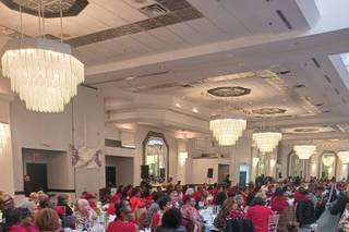 Georgios Banquets, Quality Inn & Suites Conference Centre - 27