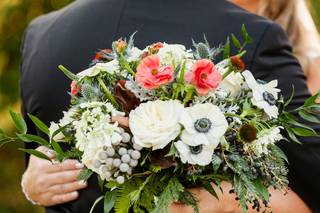 Blossom & Bee Floral & Event Design - 8