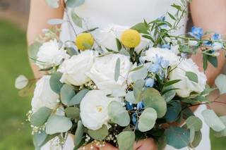 Morna Mae Floral & Design - 6