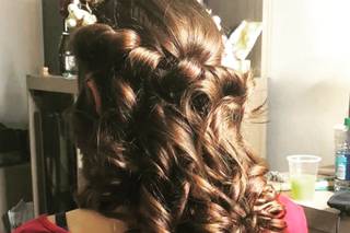 Gorgeous Locks and Makeup - 53
